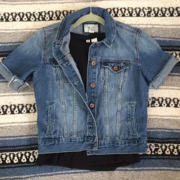 Forever 21 Jackets & Blazers - Forever 21 denim jacket and Black Tee